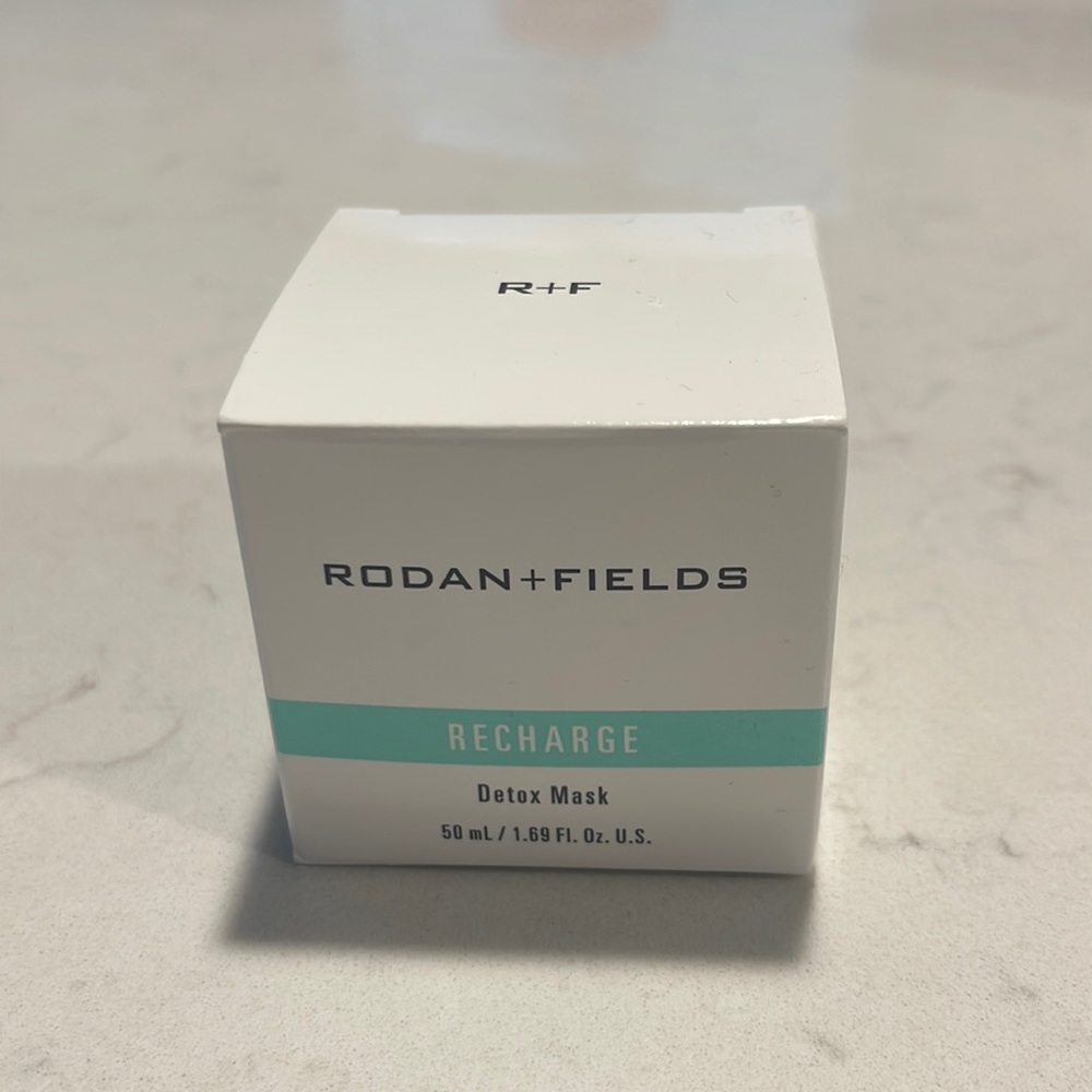 Rodan + Fields Recharge Detox Mask